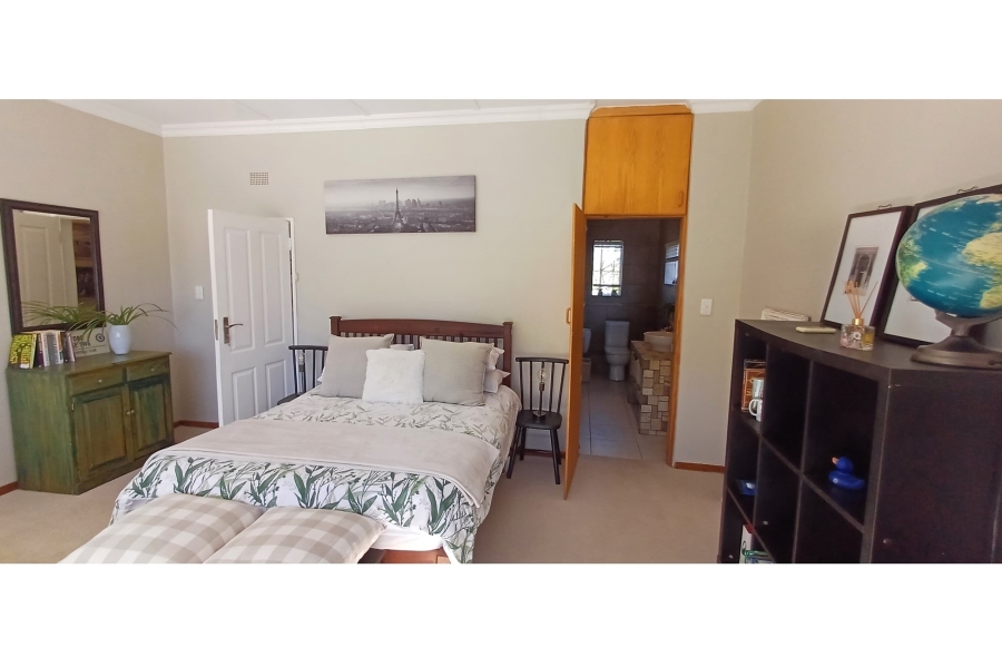 5 Bedroom Property for Sale in Jim Fouchepark Free State